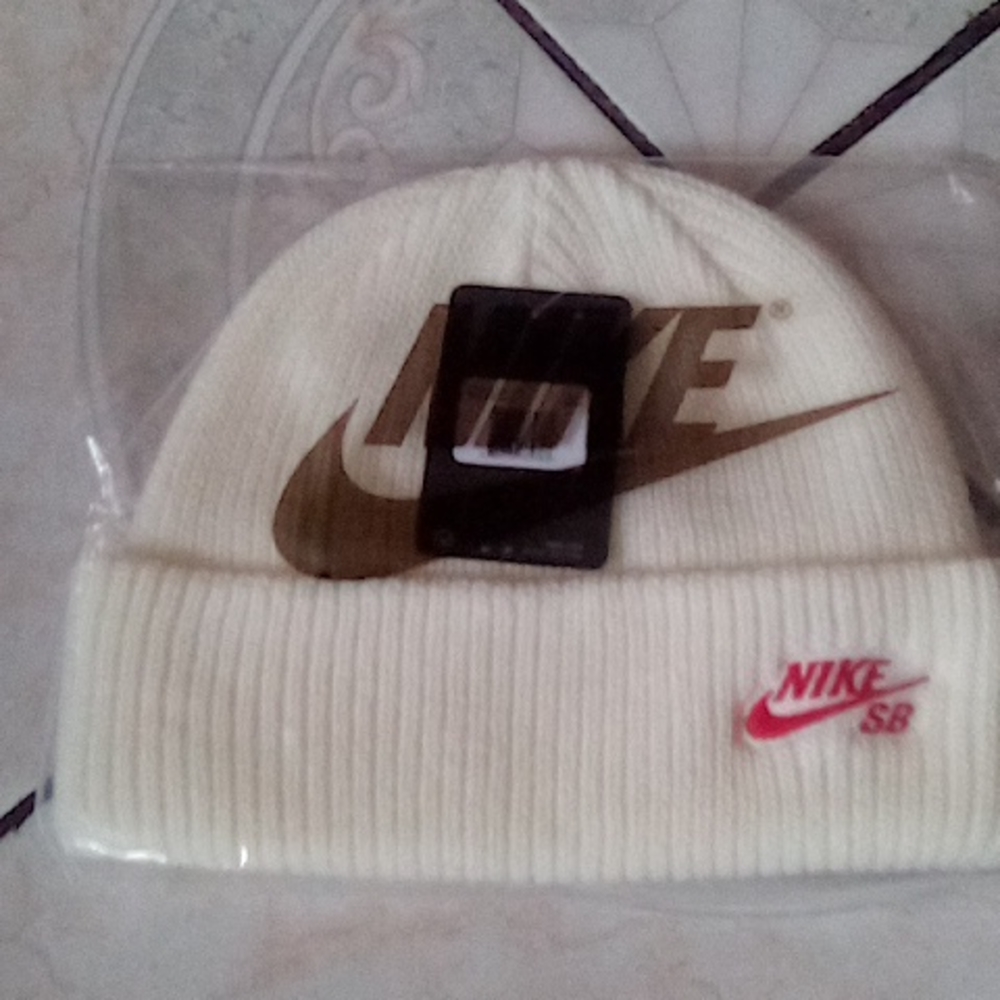 COPY - Nike SB beanie
